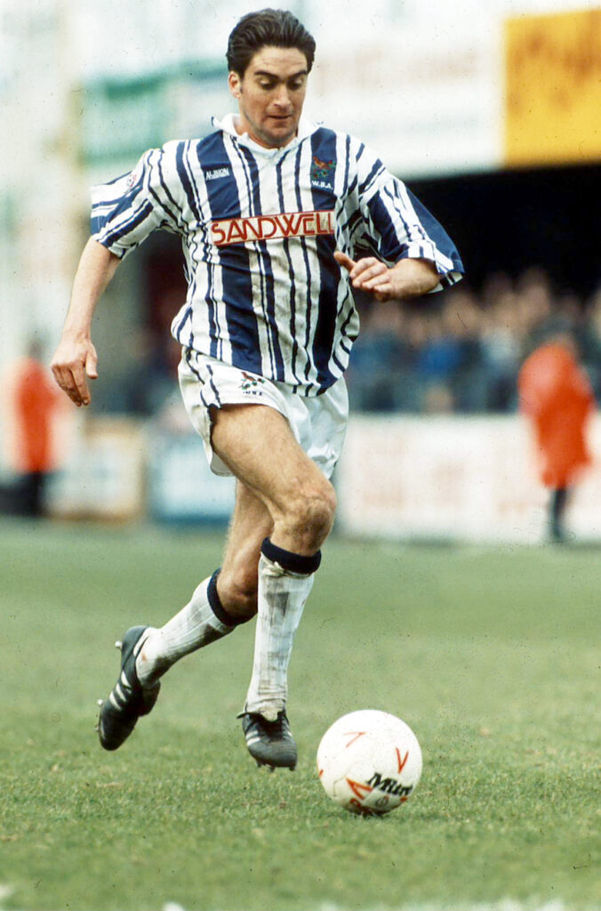 1992-93-Ian Hamilton-action