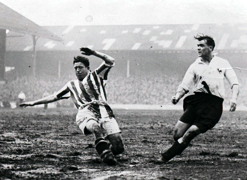 02-1950(circa)-Jack Vernon-v-Spurs