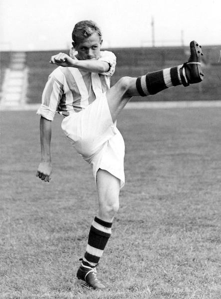 23-1955-23.02-Don Howe-Wilkes West Bromwich