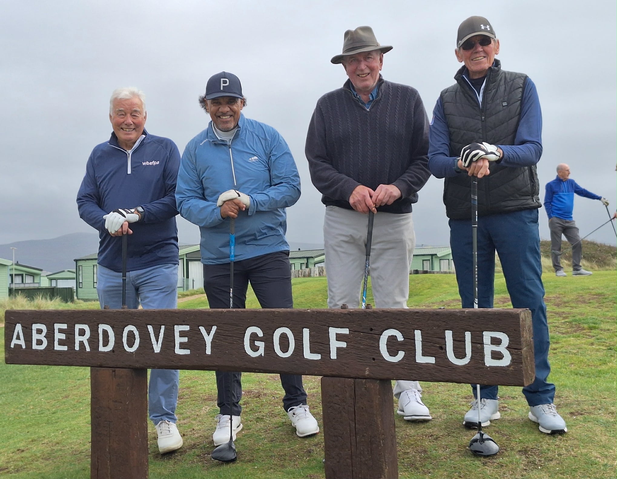 812456f6-64a5-4c56-ad63-838a35e4c501